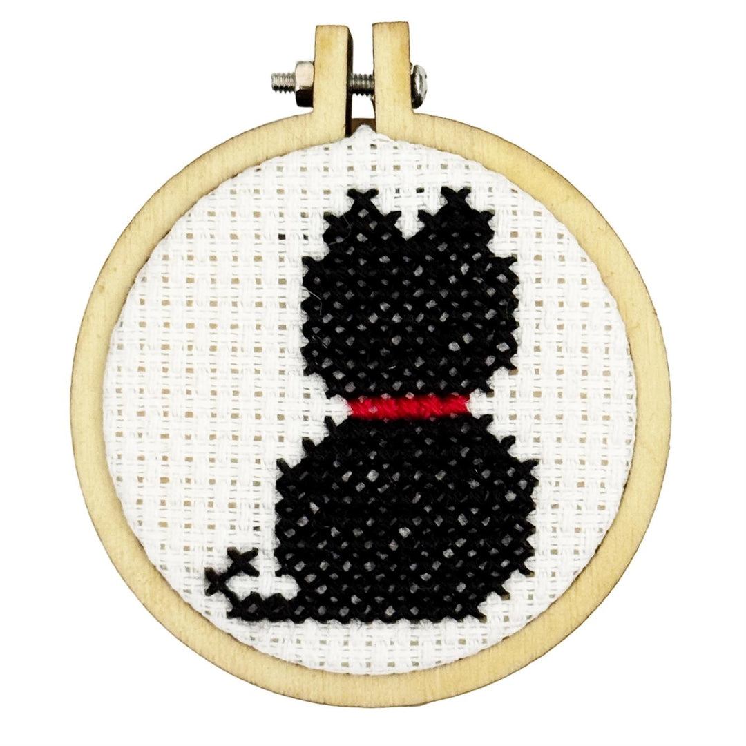 Mini Broderingskit Home Is Where The Cat Is