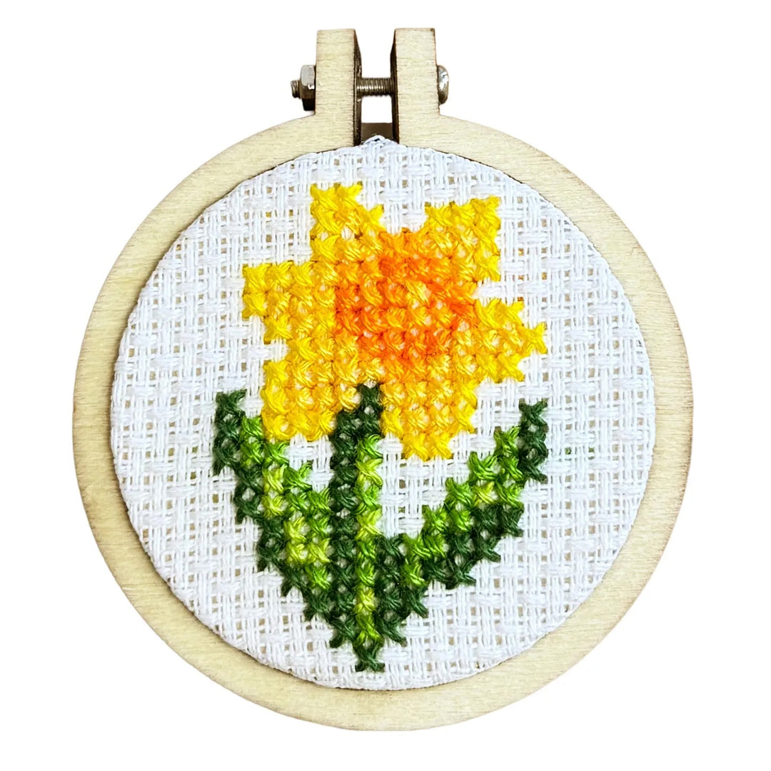 Mini Broderingskit Greetings From Farndale