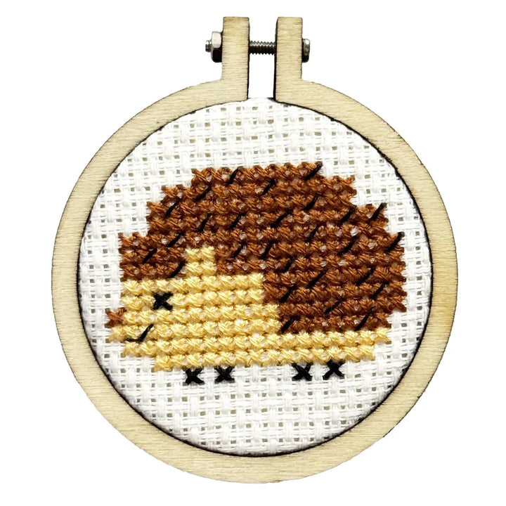 Mini Broderingskit Sending A Hedgehug