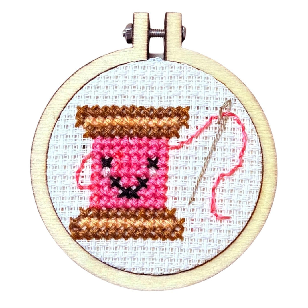 Mini Broderingskit Love My Resting Stitch Face