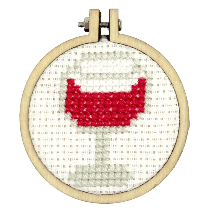 Mini Broderingskit Partners In Wine!